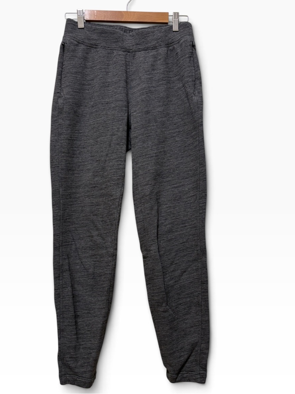lululemon athletica Women’s Heathered Charcoal Gray Cozy Jogger Pants